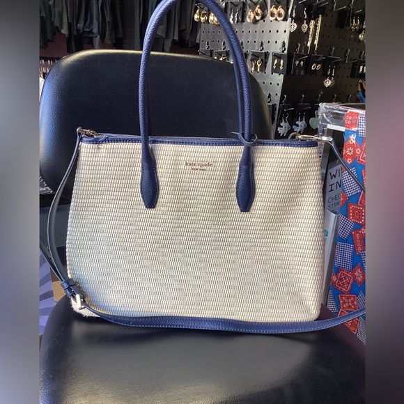 kate spade Handbags - Kate Spade Blue and Cream Textured Tote